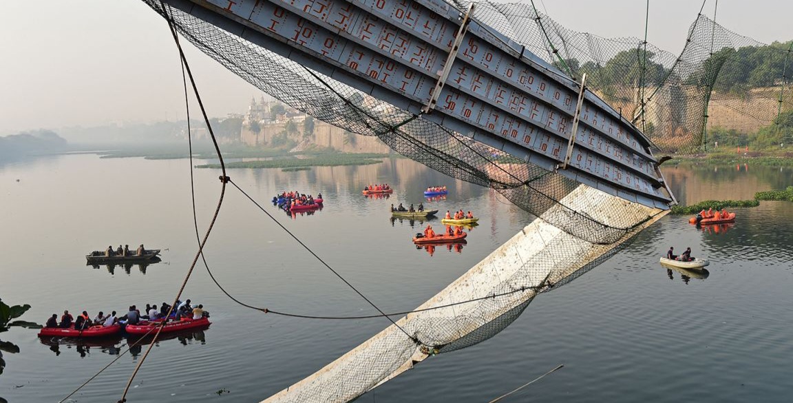 ارتفاع عدد قتلى "كارثة الجسر" في الهند